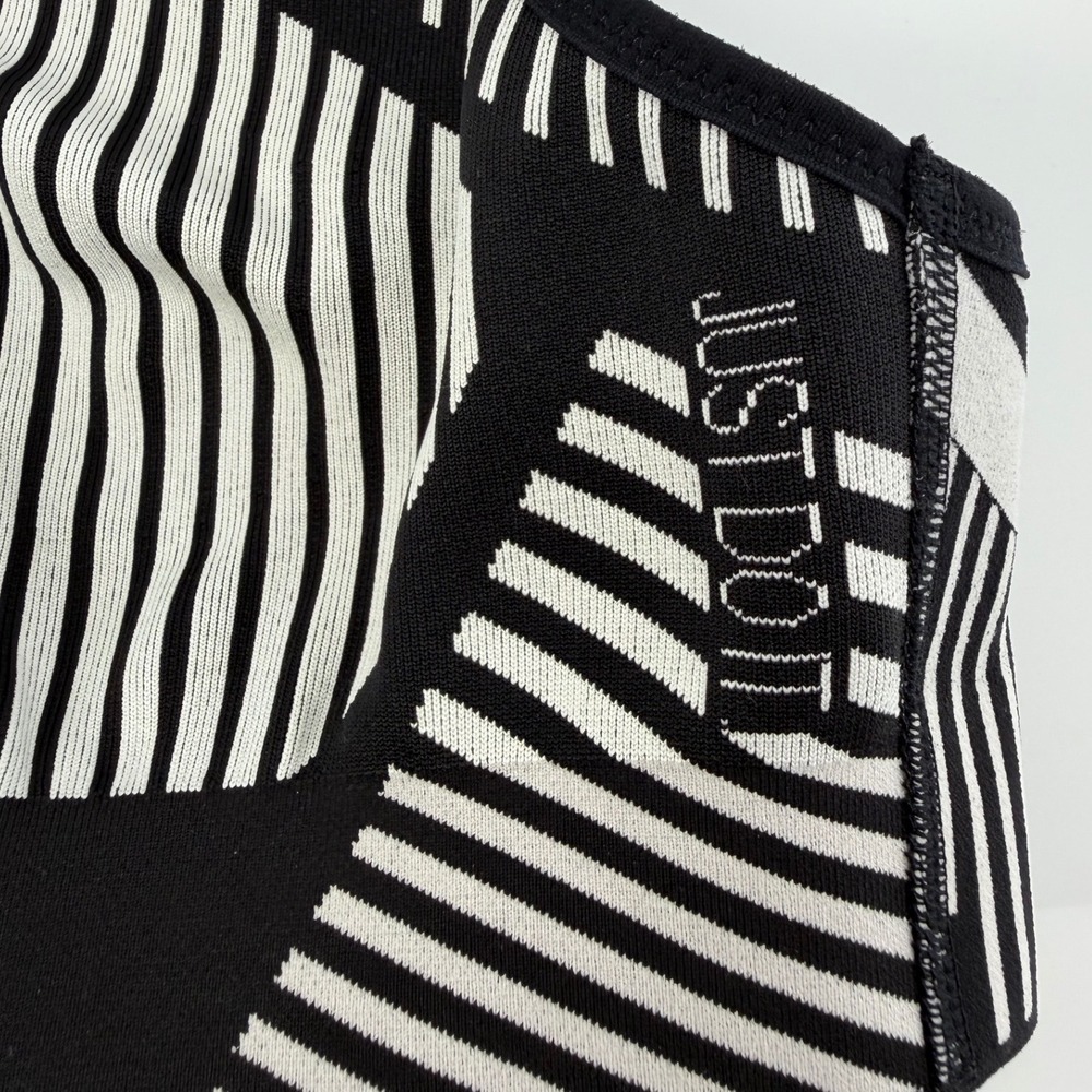 Nike Women Seamless Striped Racerback Sports Bra Black White Small 656202-477445 - Picture 4 of 6